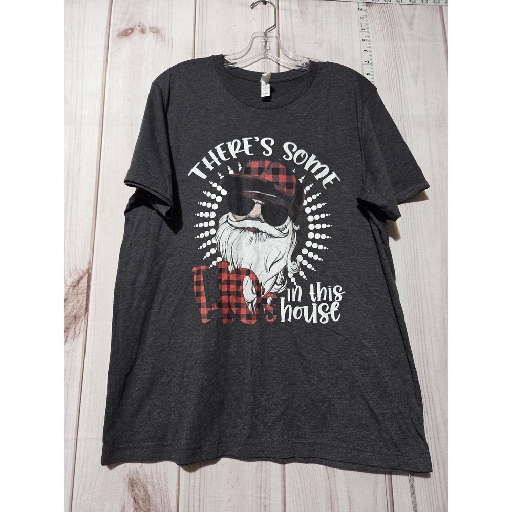 Christmas Santa Shirt Mens Large Gray Funny Graphic There's‎ Some Ho's House Tee